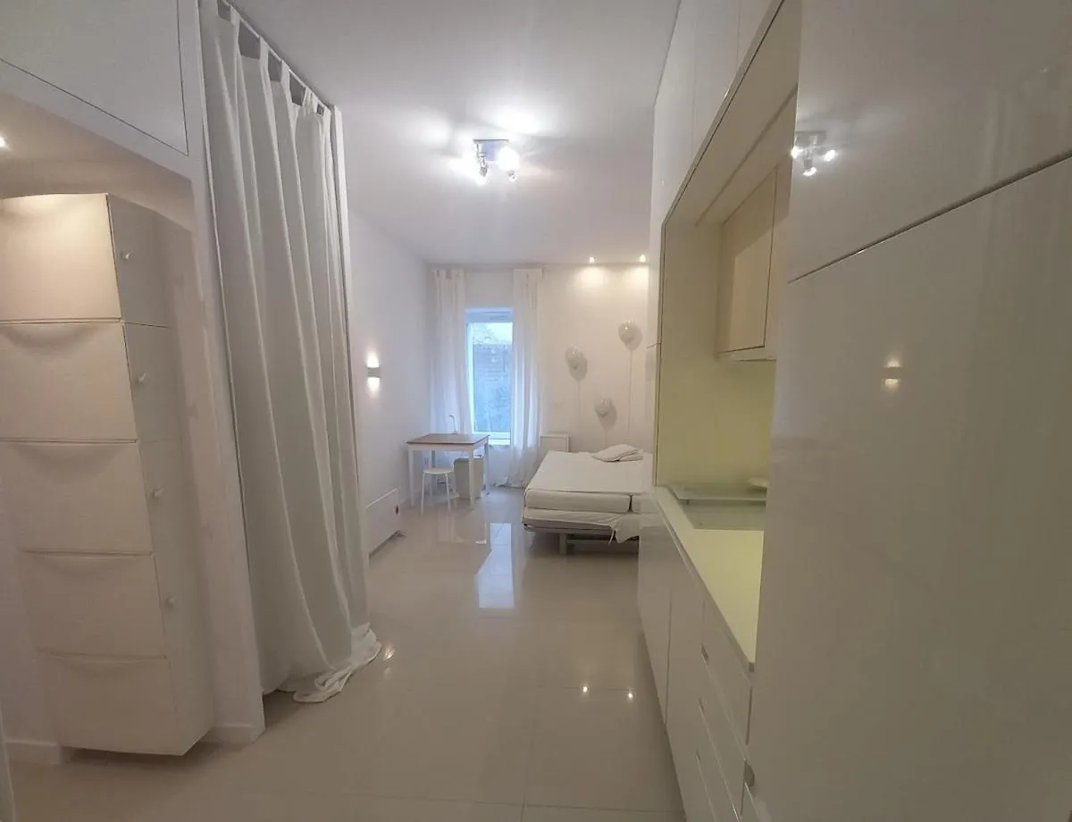 Centrum Krakowa, Apartament Z Ogrodem I Parkingiem